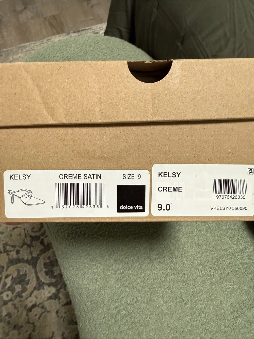 Dolce Vita Kelsy Creme Satin Twist Mule Heels - Size 9 - Brand new